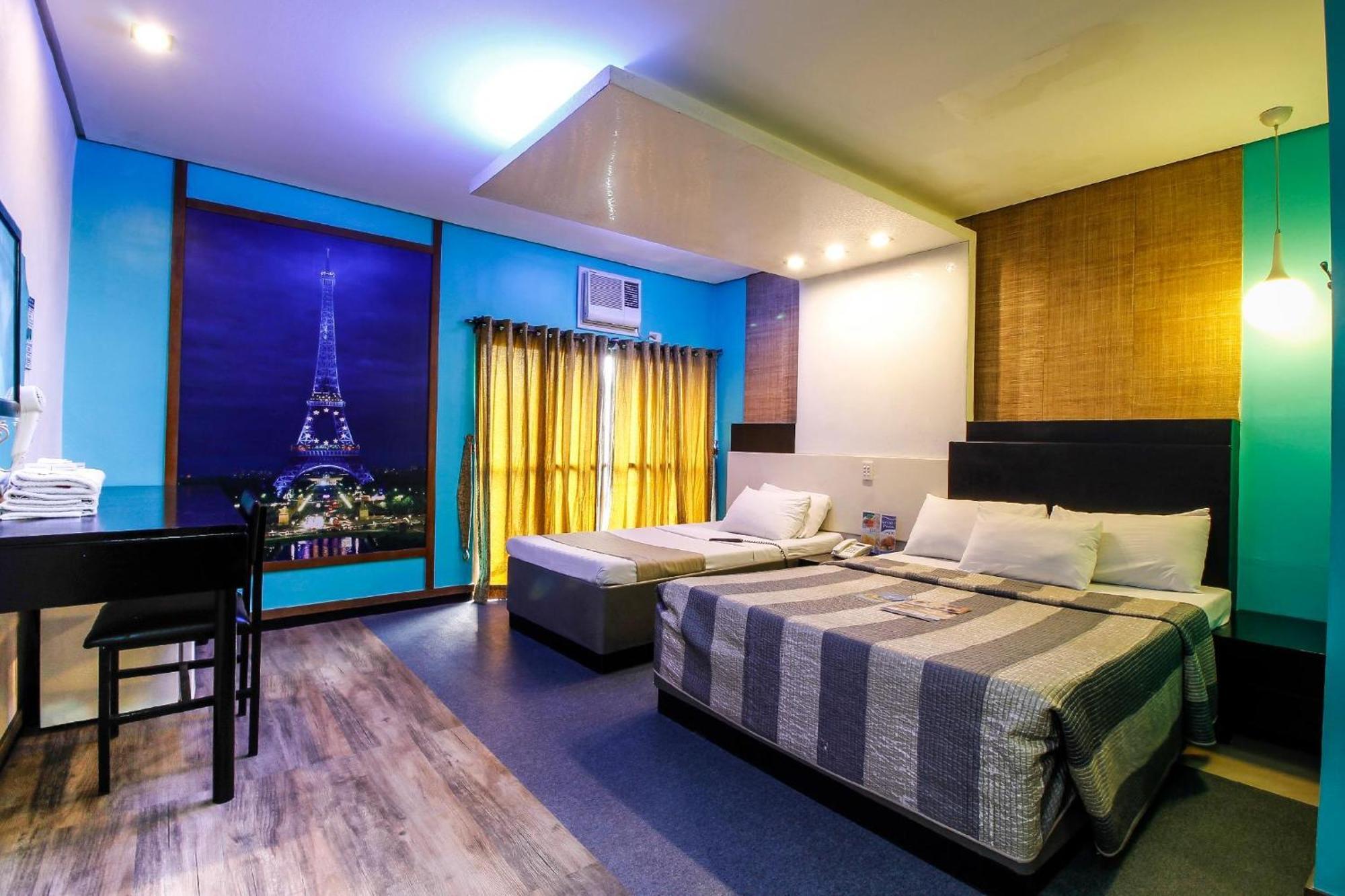 Hotel Dreamworld Araneta Cubao Bagian luar foto